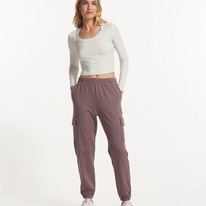 Vuori boyfriend cargo jogger